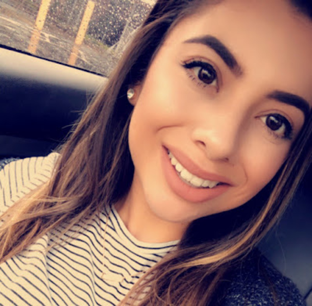 Meet your Posher, Alexandra